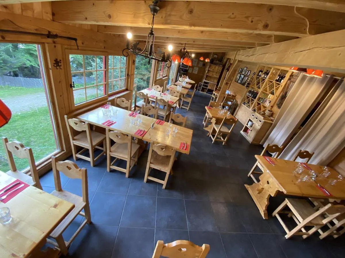 Le Bufadou - Gite Auberge - Laveissiere France